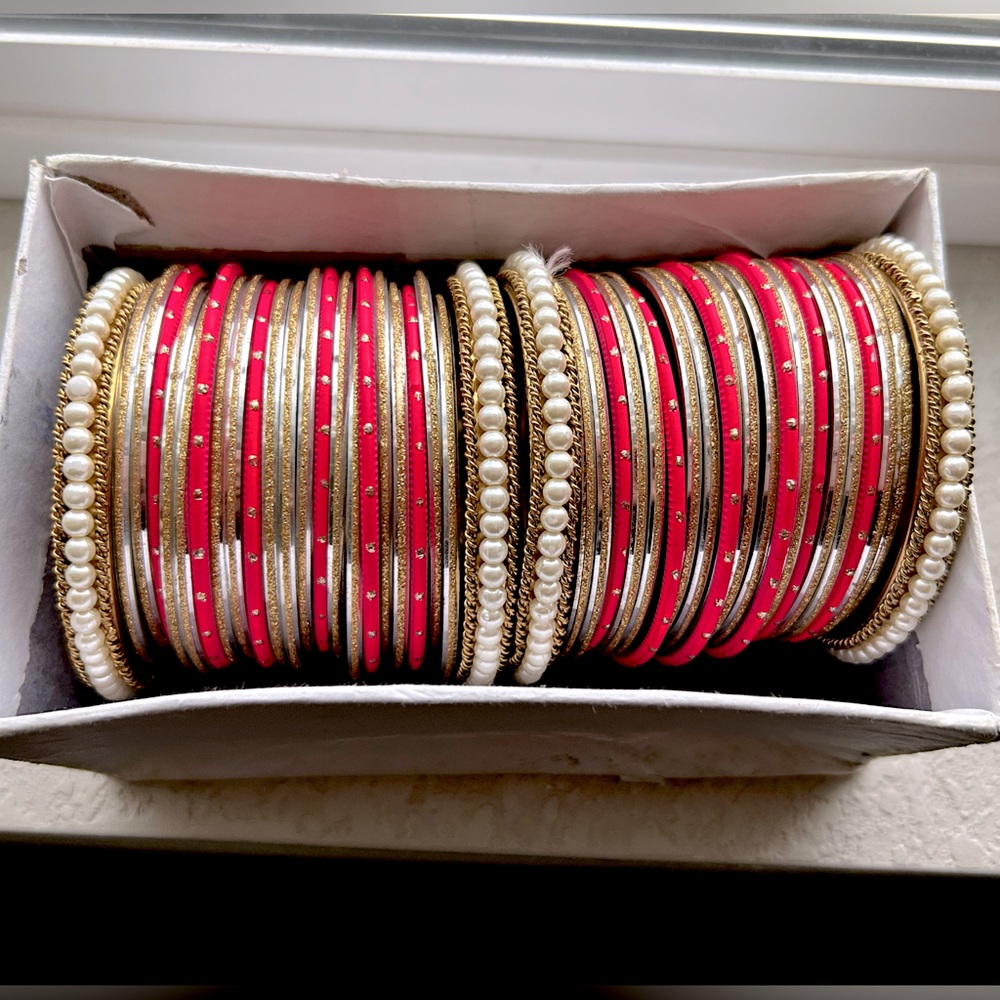 Indian Pink and Gold Pearl Chooryian/Bangels